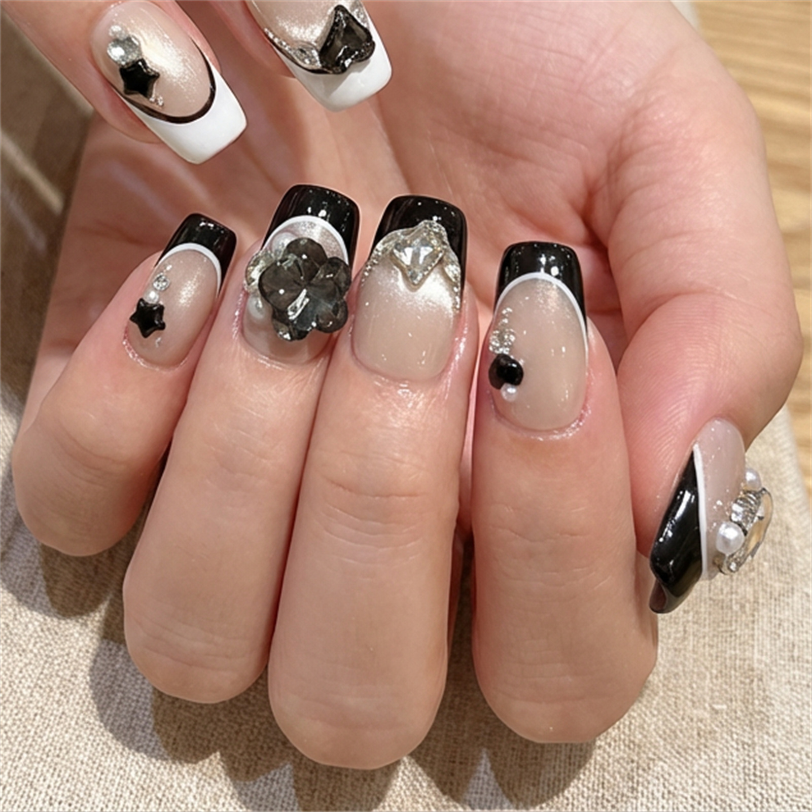 10pcs Black Cat Eyes Press on  – Decorating Tip Set recenzja i cena