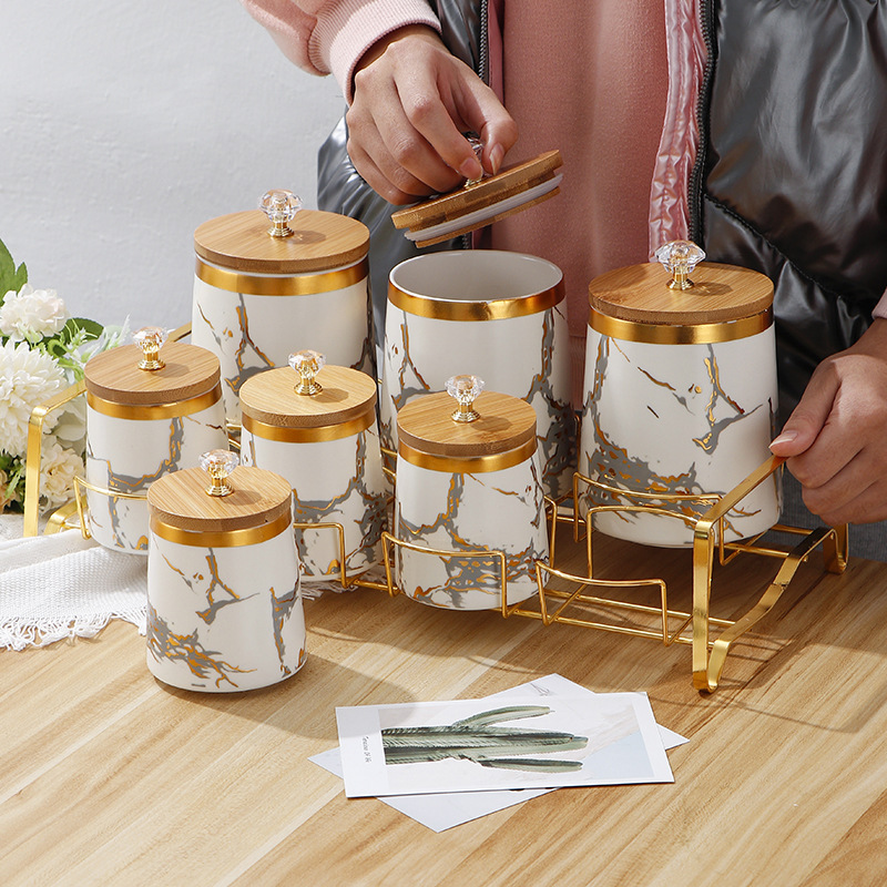 Kitchen Supplies Golden Marble – Kitchen Bank recenzja i cena